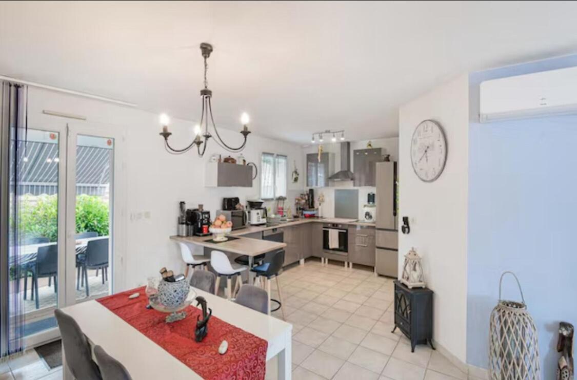 Chambre Zen Saint-Medard-de-Guizieres Bagian luar foto